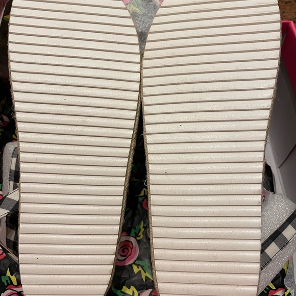 Betsy Johnson Thelma Espadrilles SZ8 - Picture 11 of 12